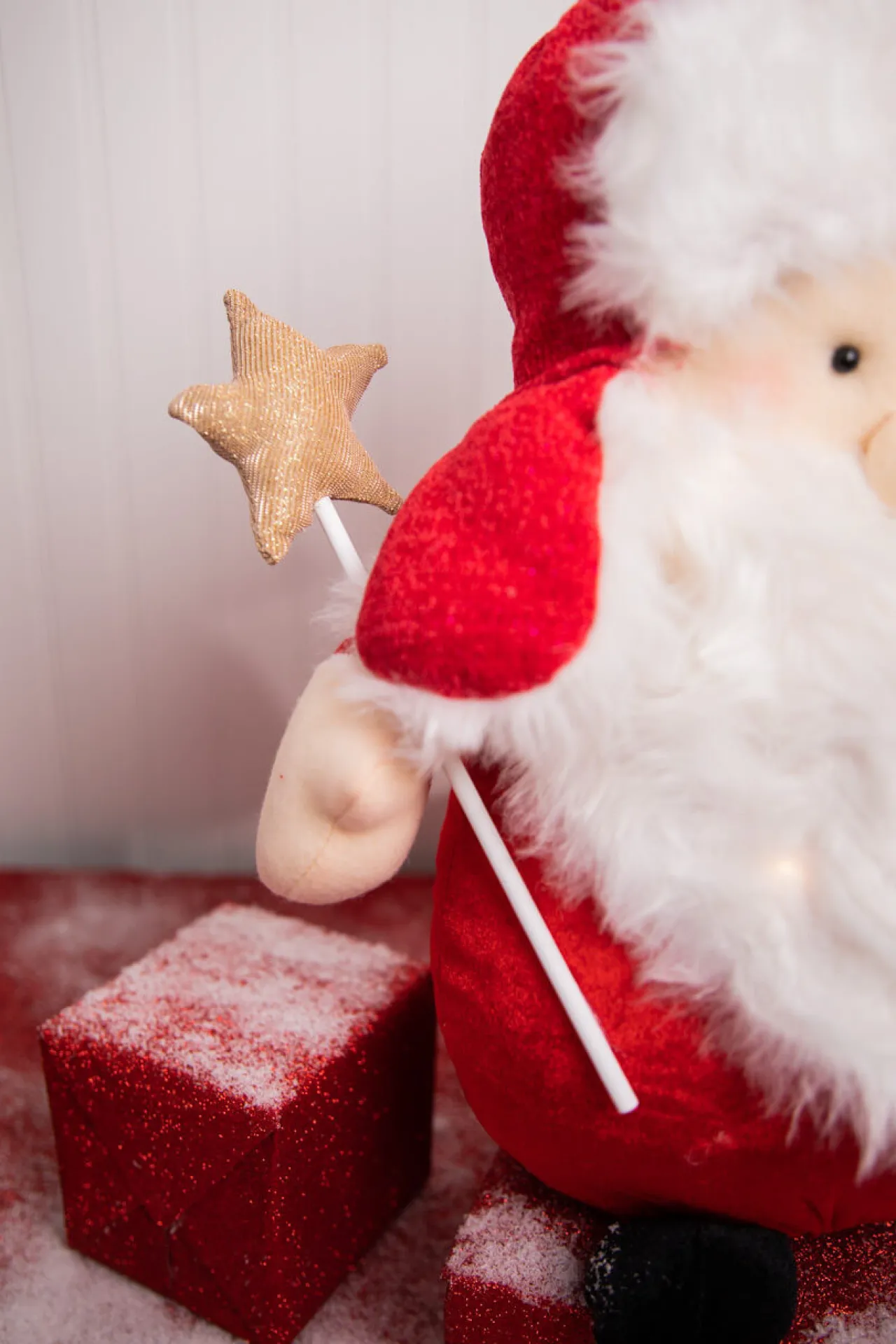 Decorator's Warehouse 18” Battery Operated Light Up Santa Figure