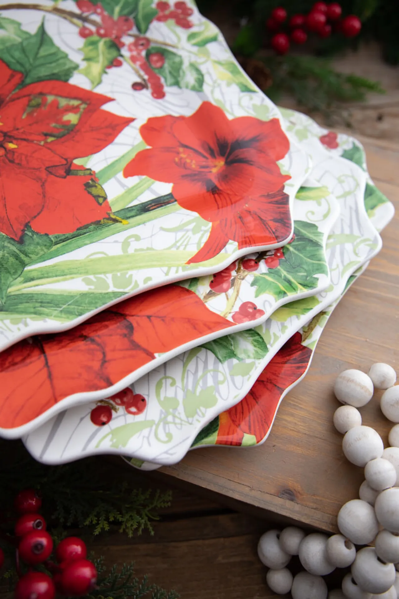 New Decorator's Warehouse 12” Ceramic Christmas Botanical Dinner Plates - Set Of 4