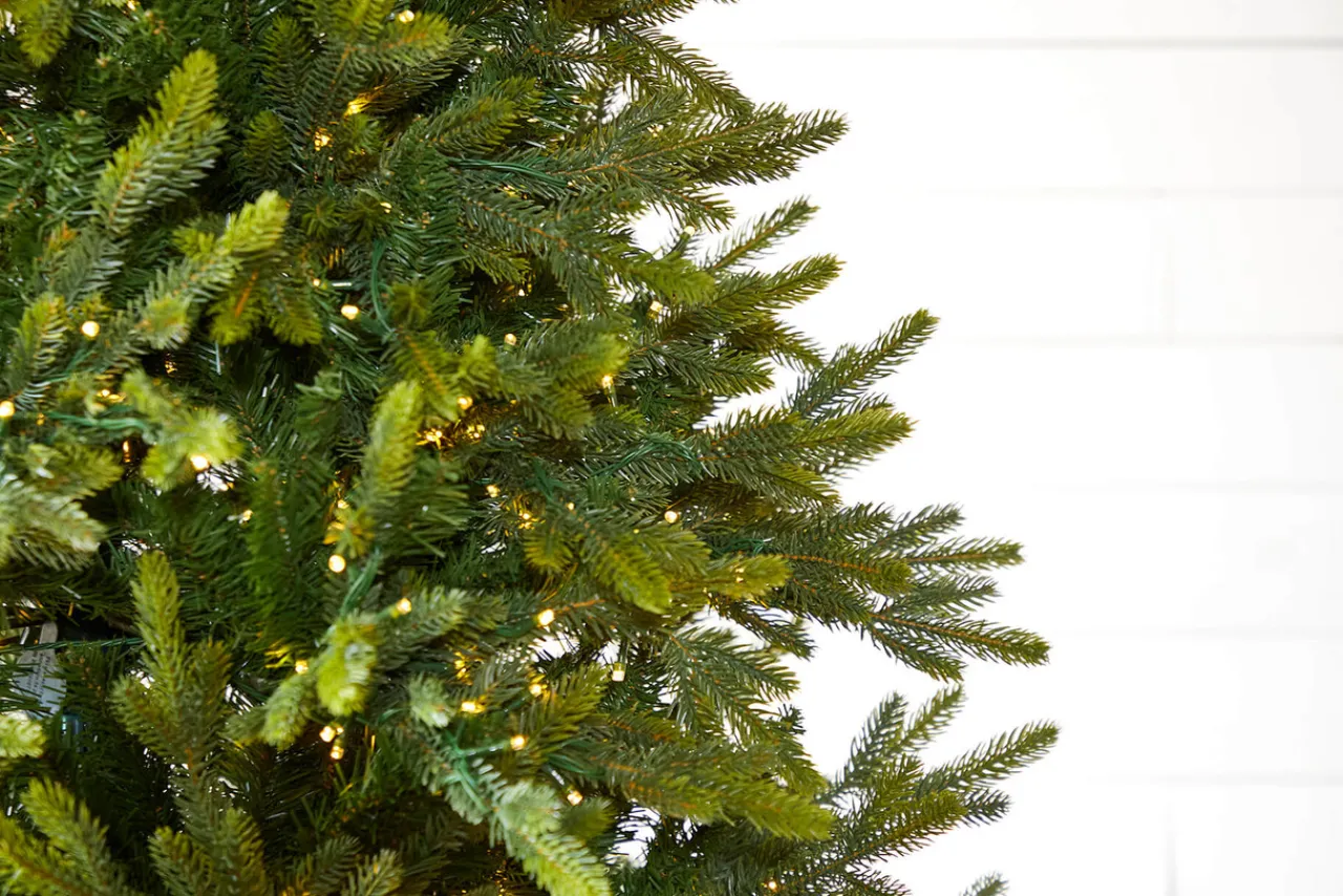 Best Decorator's Warehouse 7.5' Deluxe Trinity Pine Artificial Christmas Tree With 2000 Color-Changing Lights