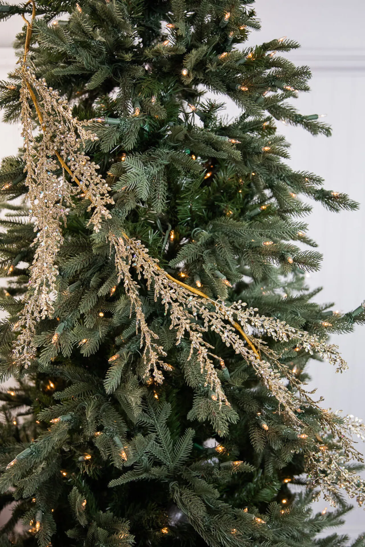 Decorator's Warehouse 48" Glitter/Sequin Artemisia Garland