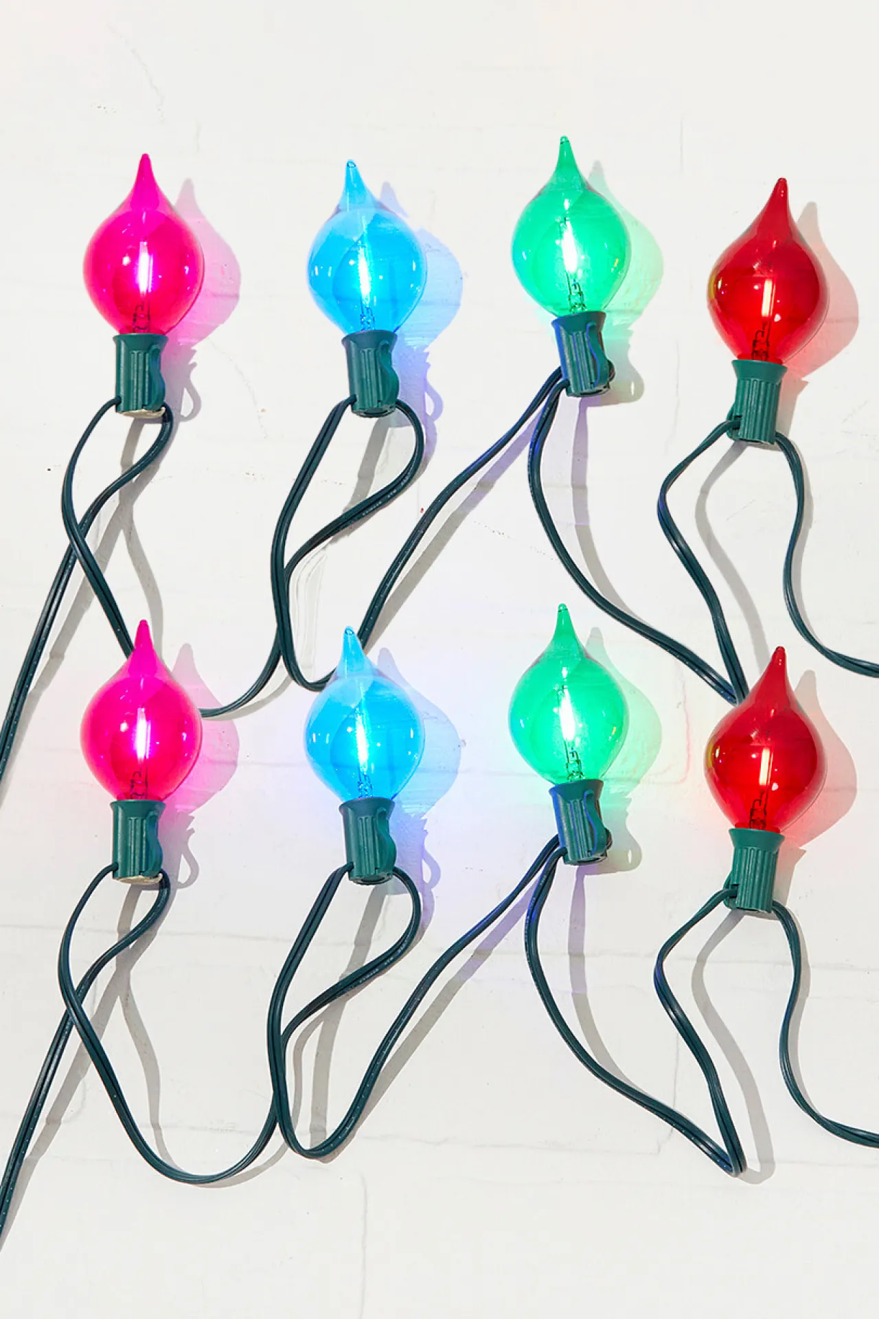 Outlet Decorator's Warehouse 128" LED Retro Kismet Light Strand X8 - Multi