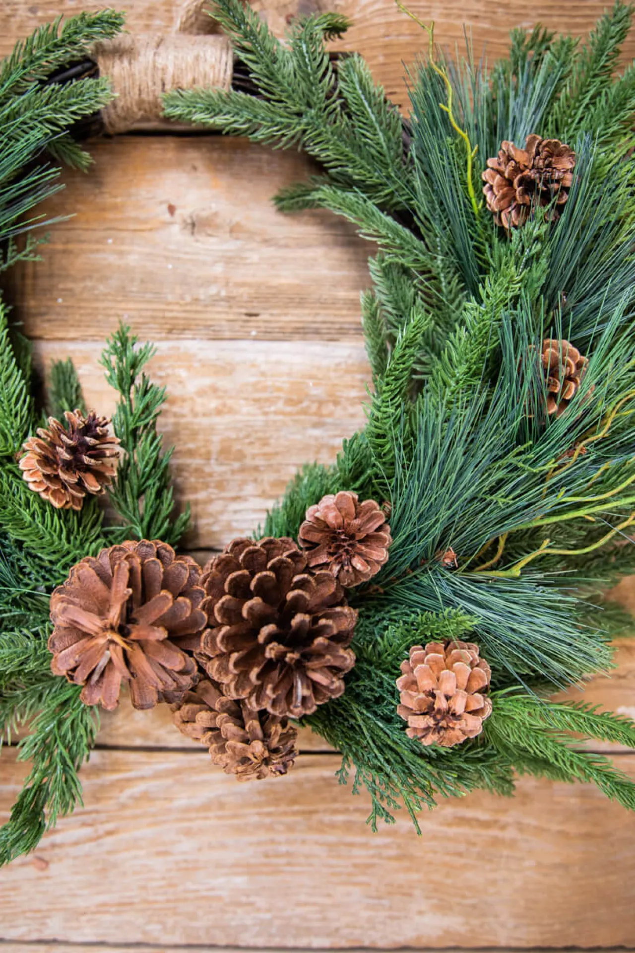 Sale Decorator's Warehouse 26” Mixed Greens With Pine Cones Swag Wreath