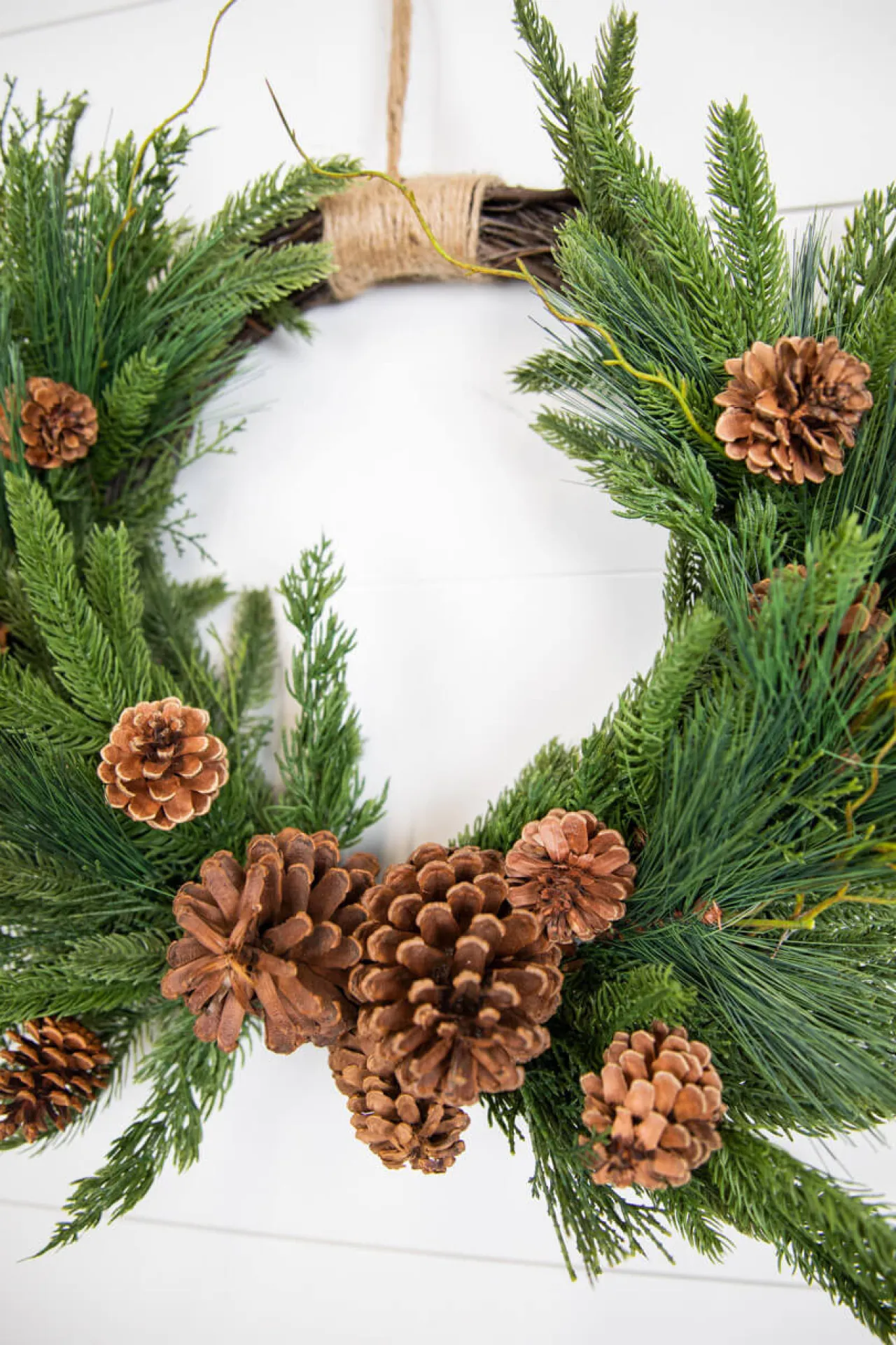 Sale Decorator's Warehouse 26” Mixed Greens With Pine Cones Swag Wreath