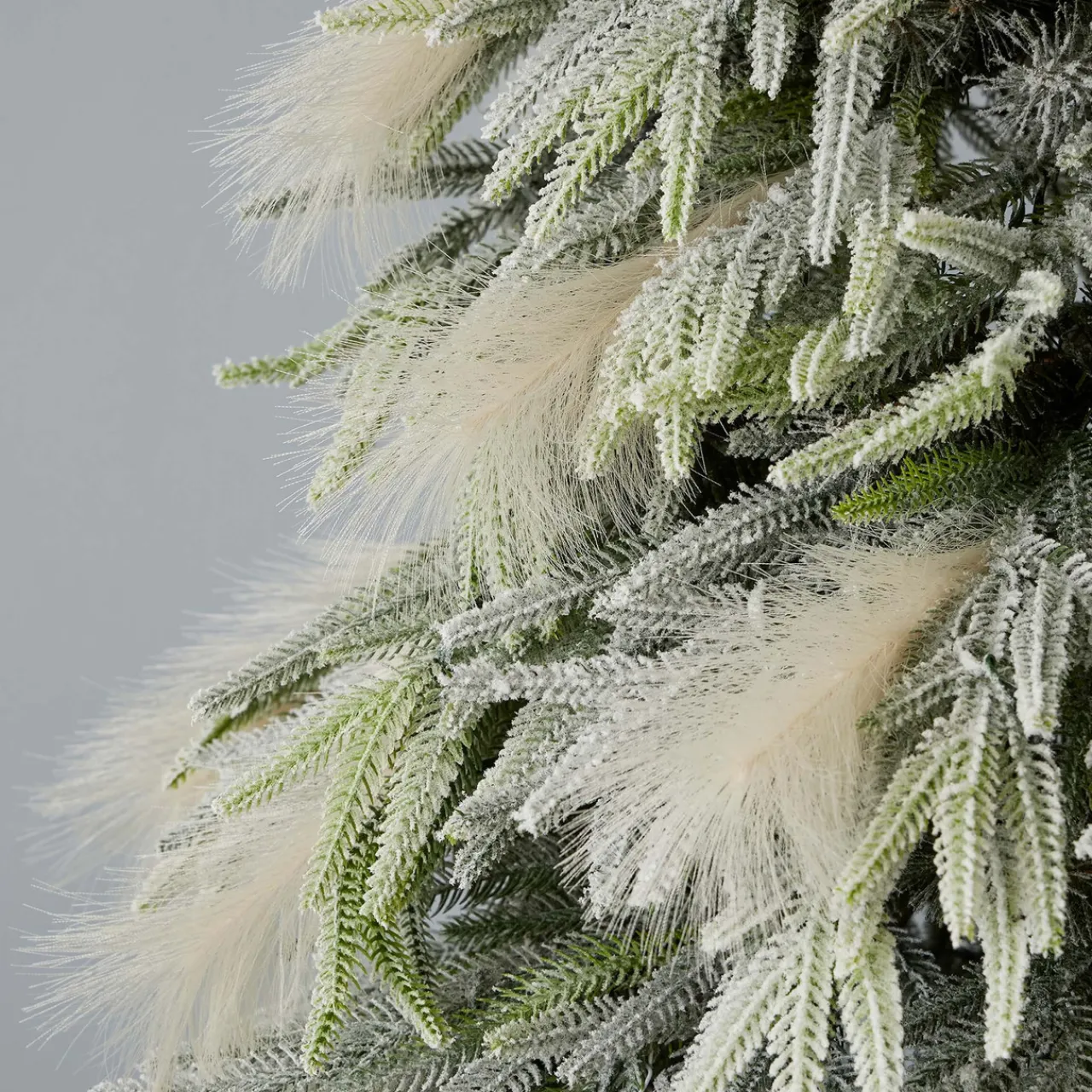 Discount Decorator's Warehouse 10' Pine And Pampas Artificial Christmas Tree With 800 Warm White LED Lights