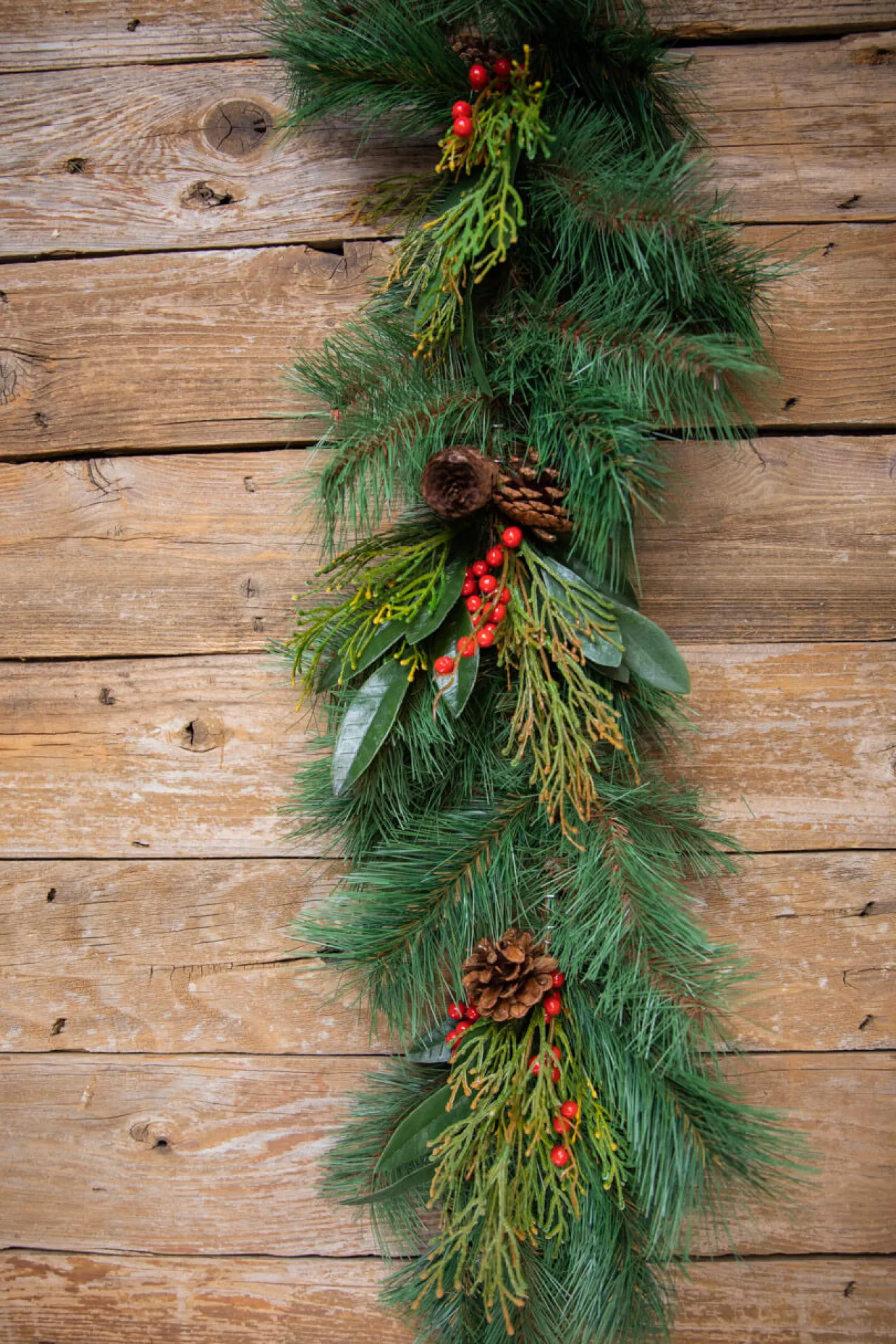 Hot Decorator's Warehouse 72” Pine Garland With Cones & Berries