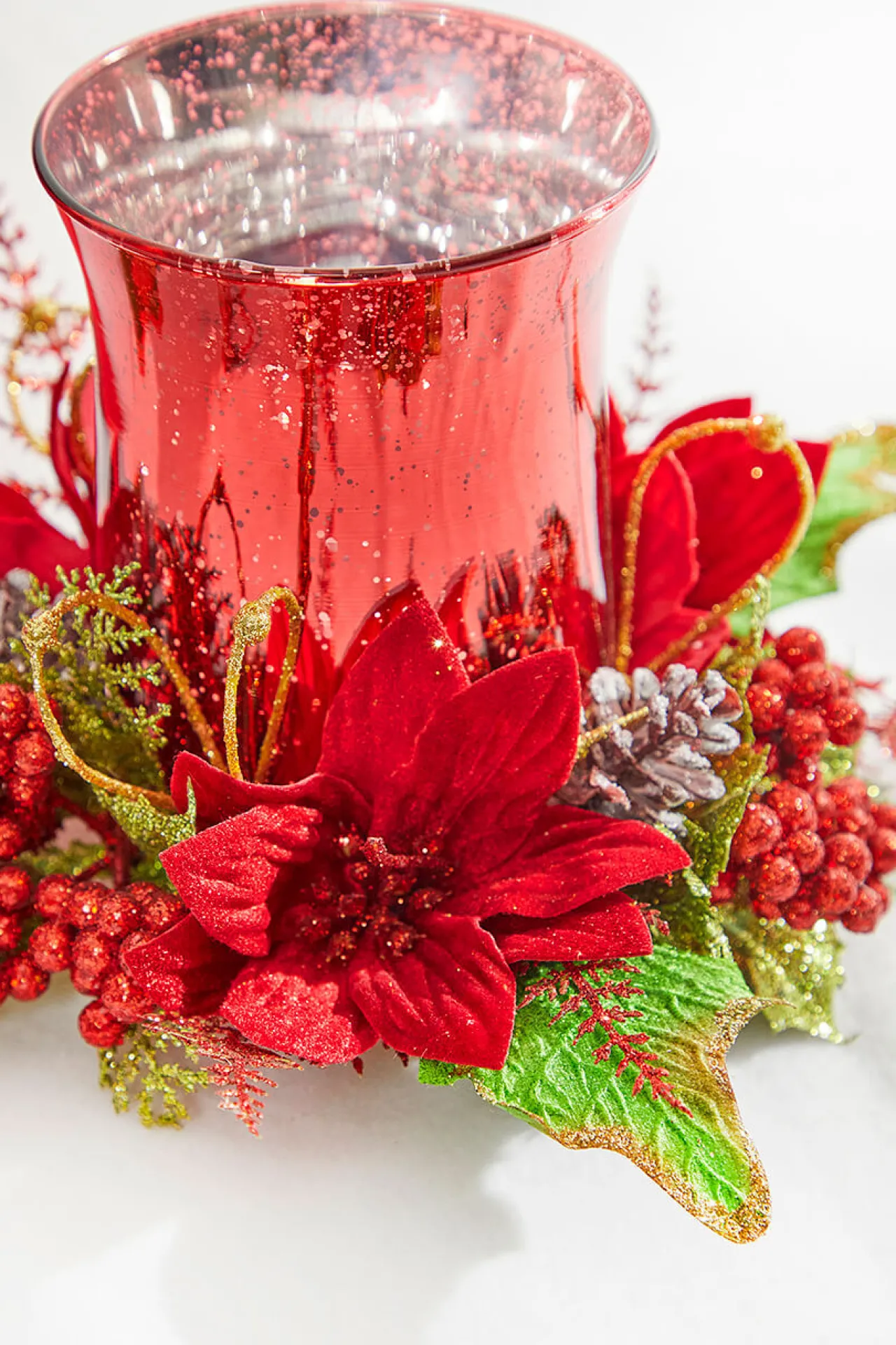Sale Decorator's Warehouse 6" Poinsettia & Pine Centerpiece