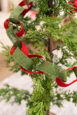 Best Decorator's Warehouse 66.5" Red And Green Burlap Rope