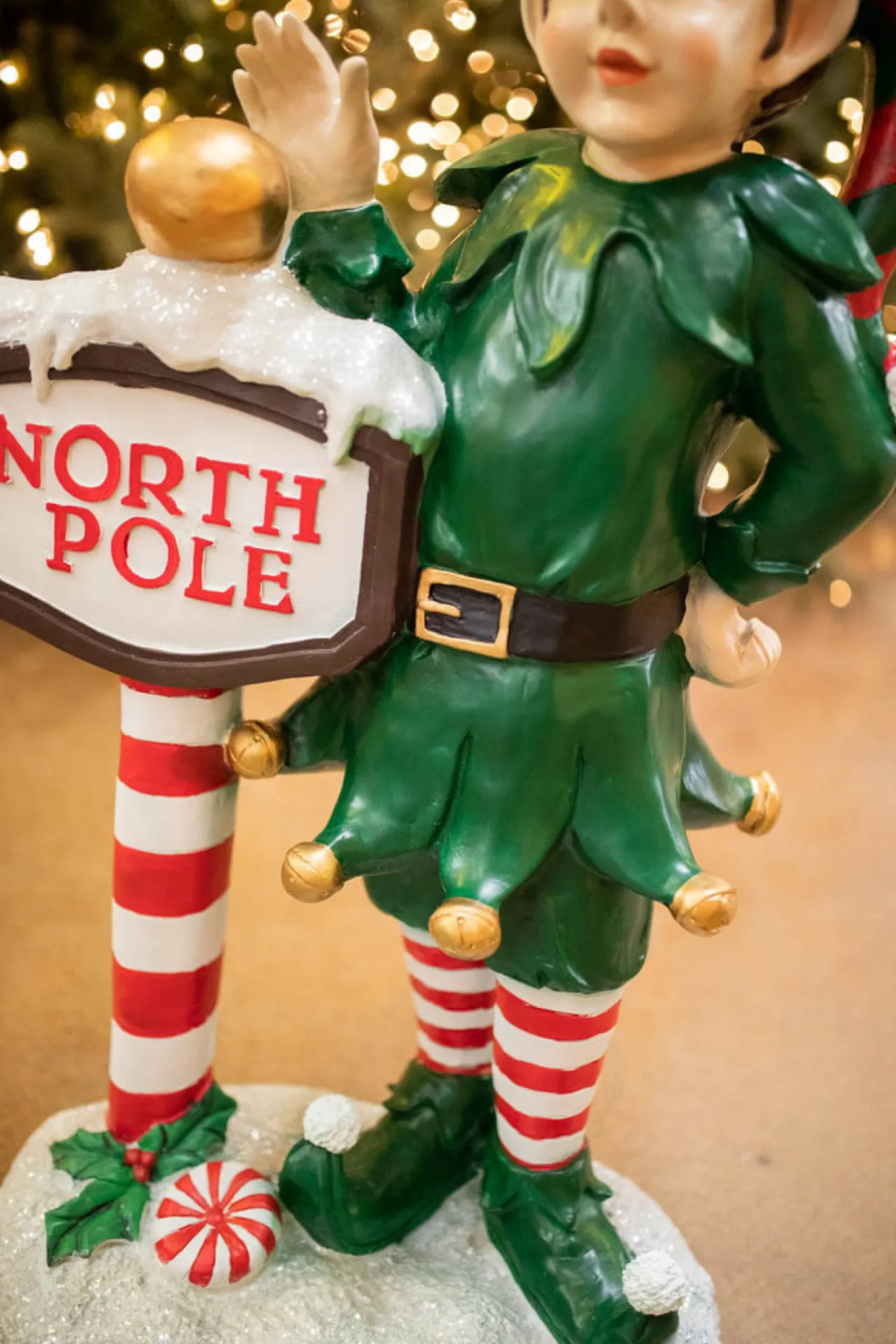 Decorator's Warehouse 36" Resin Elf With North Pole Sign