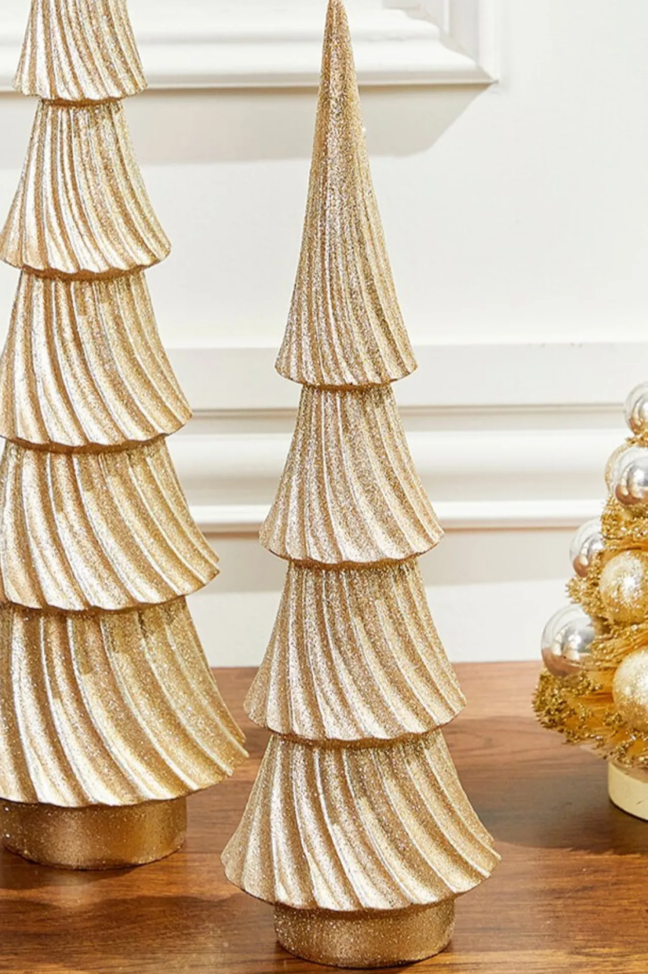 Best Decorator's Warehouse 14" Resin Modern Tree