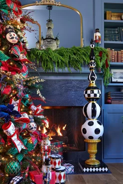 Clearance Decorator's Warehouse 71.5” Resin Nutcracker Finial Decoration