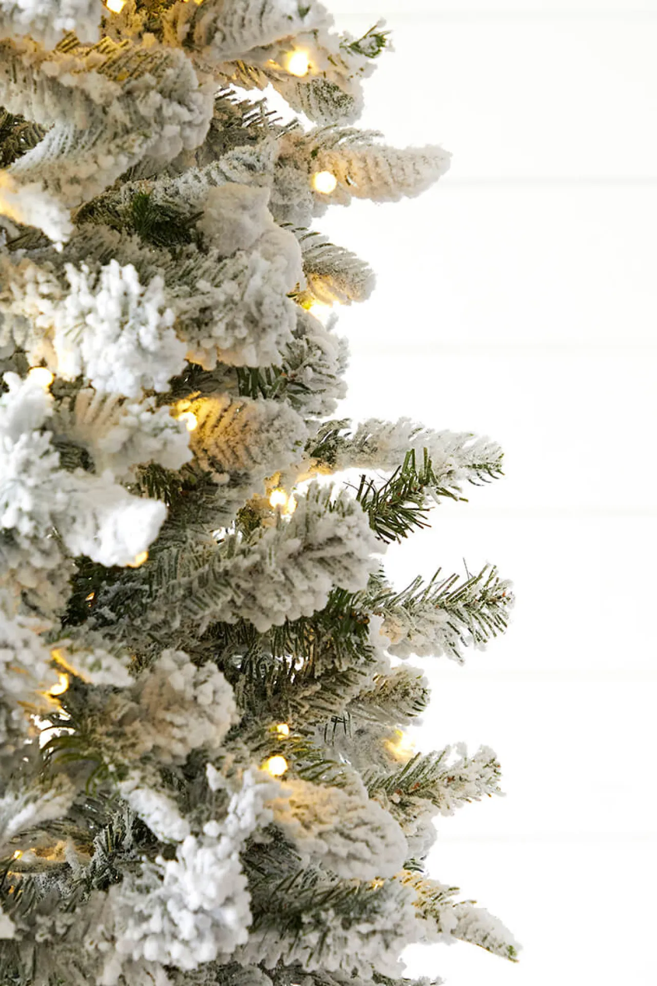 Best Decorator's Warehouse 9' Snowcrest Pencil Pine Artificial Christmas Tree With 700 Color-Changing Lights