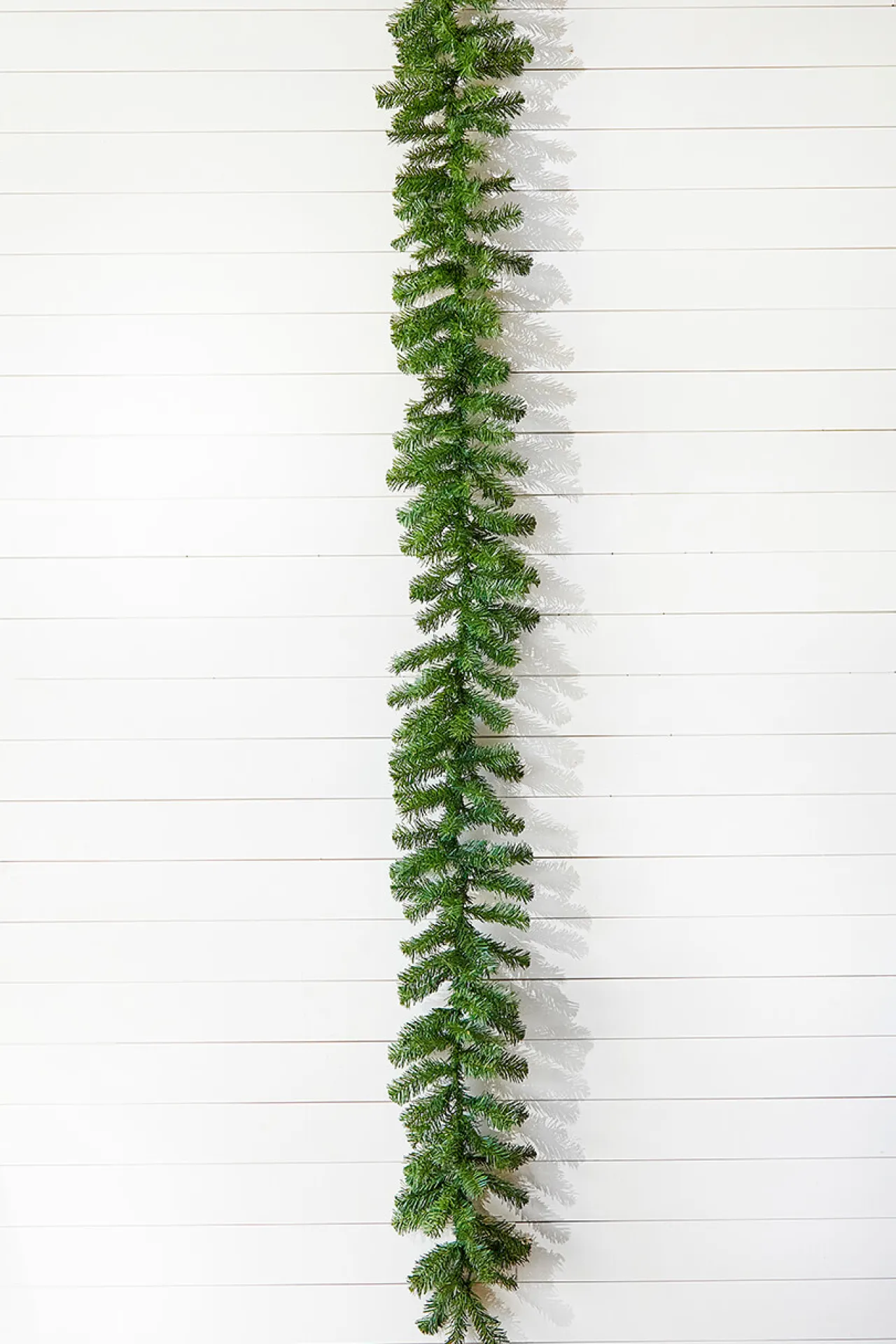 Online Decorator's Warehouse 9' X 10" Norway Pine Garland 200T