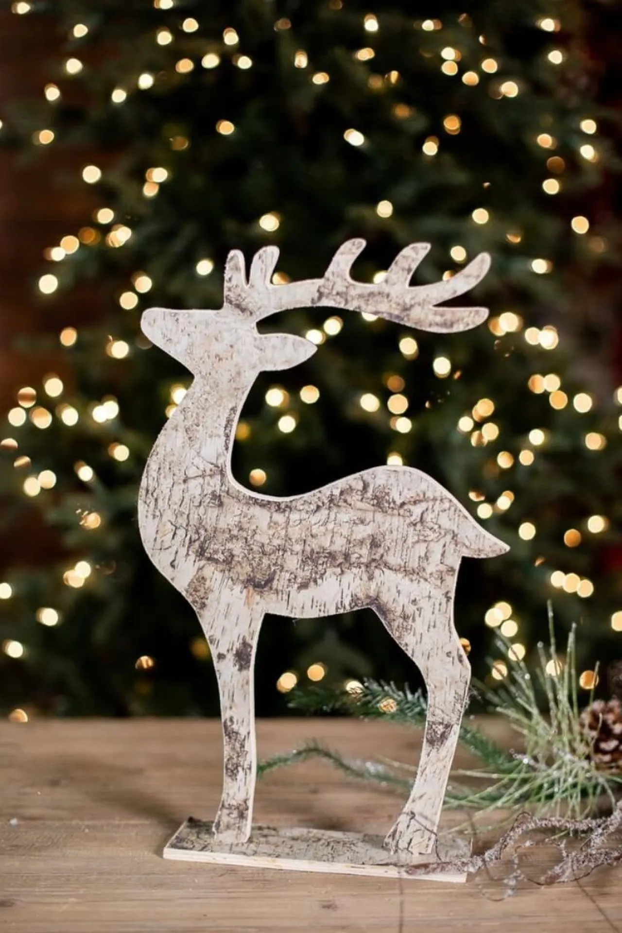 Outlet Decorator's Warehouse Birch Paper Upright Deer
