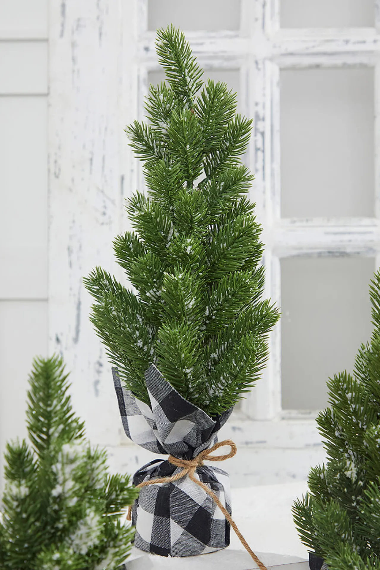Outlet Decorator's Warehouse Flocked Pine Tree With Plaid Fabric - Large