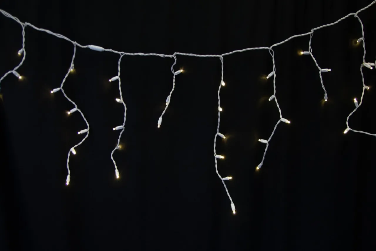 Hot Decorator's Warehouse Icicle Warm White - 5mm 70L 7.5'