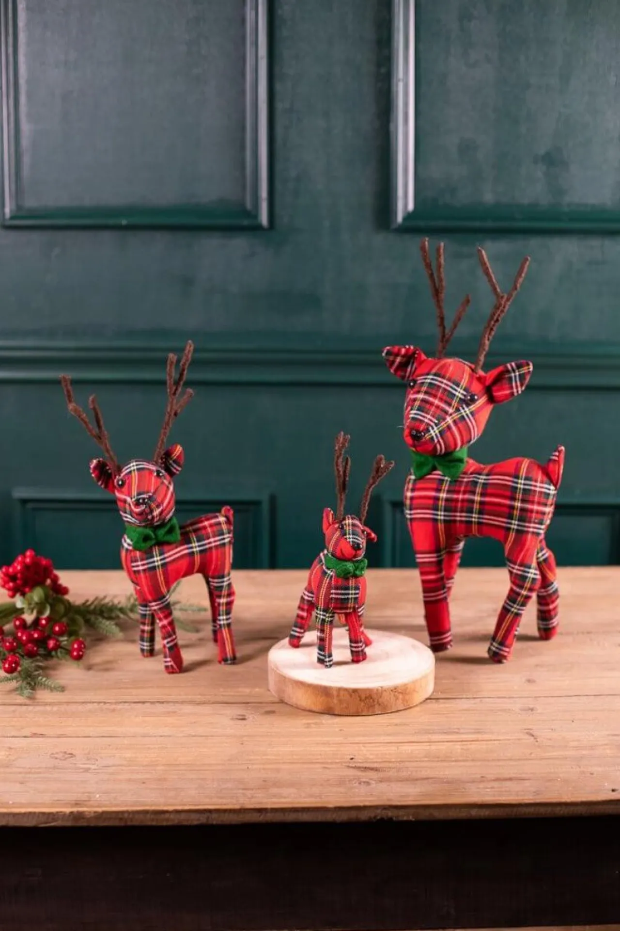 New Decorator's Warehouse Plush Plaid Reindeer - Set Of 3